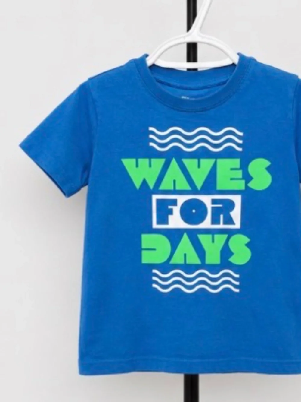 OshKosh Originals Boys “Waves for Days” T-Shirt Size 6